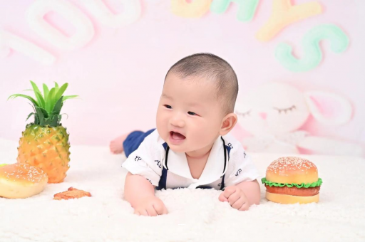 和田宝宝肚子胀拉稀怎么办